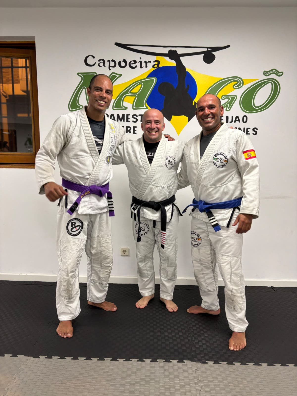 Alumnos y contramestre tras el entrenamiento